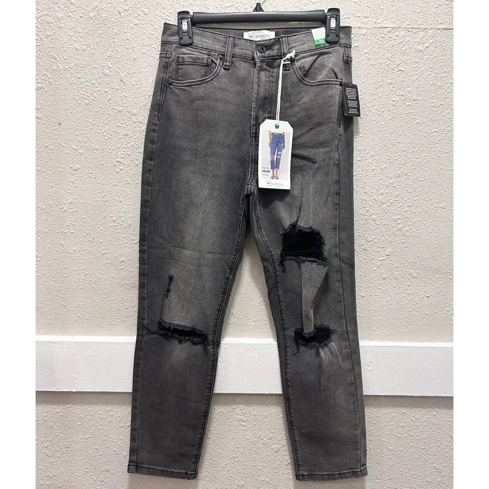 REgeneration by Celebrity Pink Distress Mom Jeans Junior's 5/27 Black Roll-Cuff